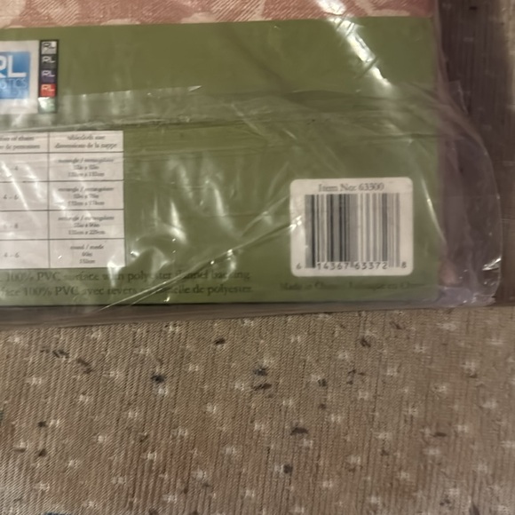 Flannel back tablecloth - Picture 5 of 5